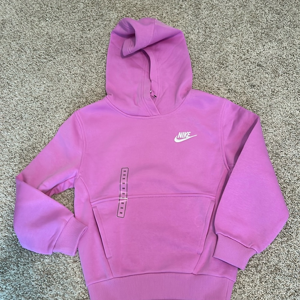 Nike hoodie girl size xs brand new!